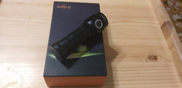 j! Sofirn IF25A SST20 TIR 3800 Lumen USB-C tlthet zseblmpa