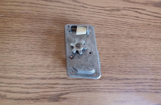 �j! Trabant ajt�z�r szerkezet jobb gy�ri