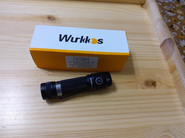 j! Wurkkos WK03 SST40 1800 lumen USB-C led zseblmpa