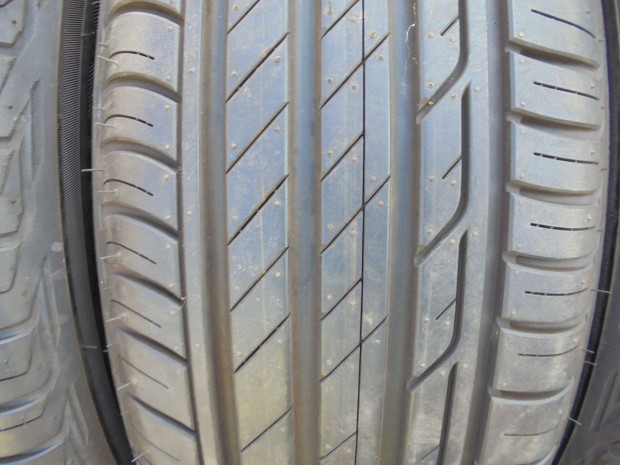 �j " 195/60 R16-os Bridgestone ny�ri gumi