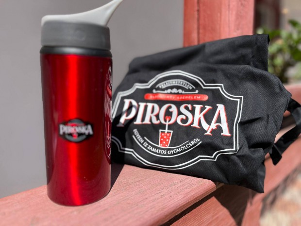 Új - Piroska kötény + aluminium ivópalack