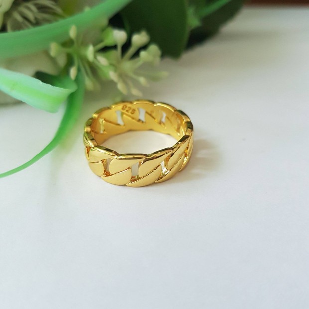 Új, arany színű, lapított lánc motívumos 925-ös ezüst karikagyűrű