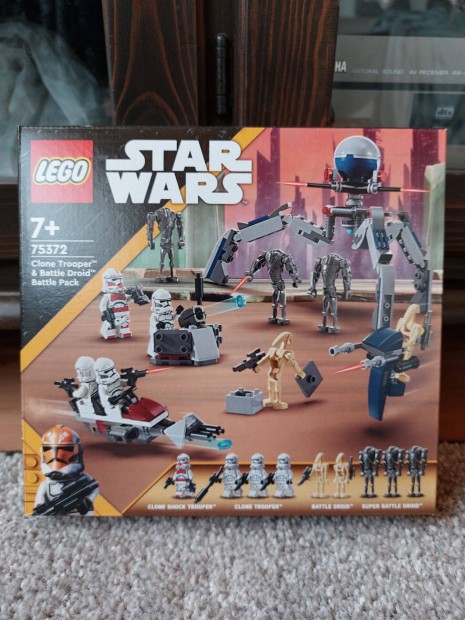 j, bontatlan Lego 75372 - Klnkatona s harci droid csomag