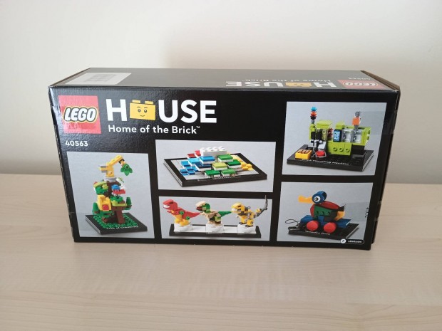 j, bontatlan Lego Exkluzv 40563 Tisztelgs a LEGO hz eltt 