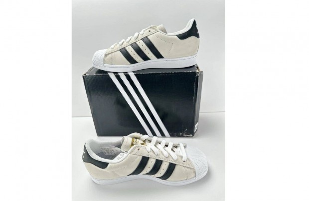 Új, címkés Adidas sportcipő 3 féle eladó. ( Superstar Lwst Samoa