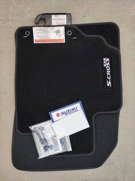 j, gyri fekete Suzuki SX4 Scross 2013-2021 szvetsznyeg kszlet