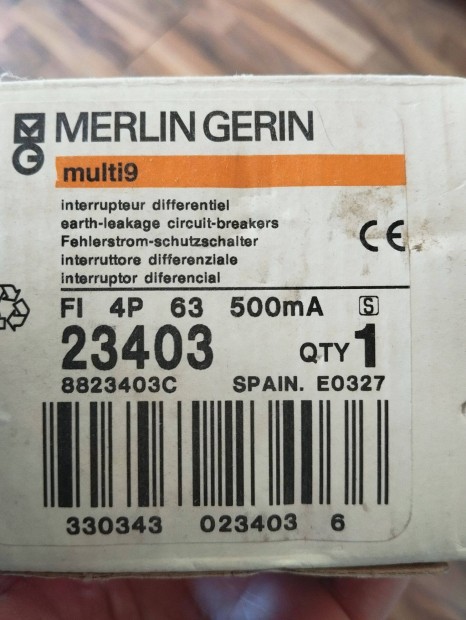 j, kismegszakt Merlin Gerin 500mA, 4P, multi9