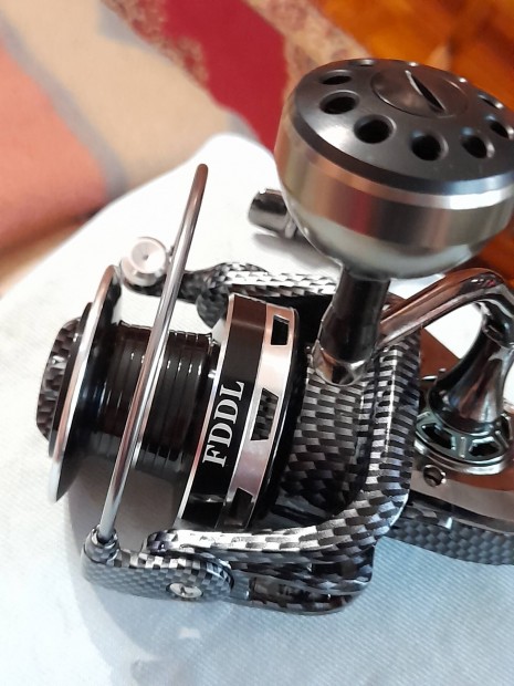 �j, nagyon er�s, szupermin�s�g� horg�szors�. 