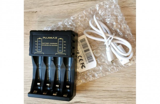 Új, négyhelyes, intelligens gyorstöltő AAA/AA Ni-Cd akkumulátorhoz