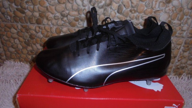 j, profi 46-s Puma Evoknit FTB II SG futballcip18eft helyett