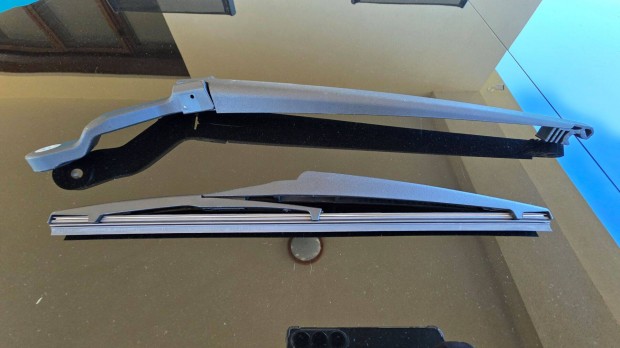 �j ablakt�rl� kar es lap�t (h�ts�) Lexus RX450h 2009-2017