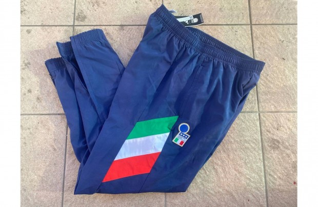 j adidas Italia Olaszorszag FIGC Icon Retro Melegt Nadrg L-es
