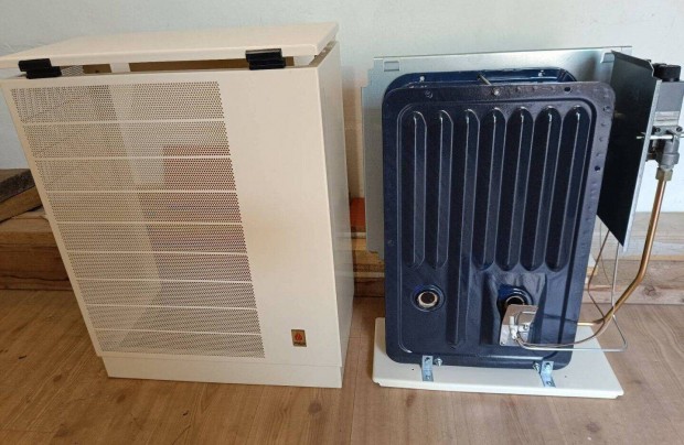 Új állapotú Fég konvektor 3,3 KW , kéményes Futárral is !