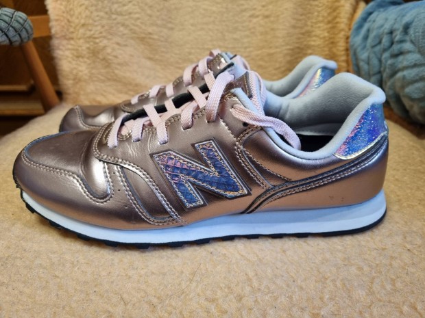 j llapot New balance 373 sport cip 42,5 - es