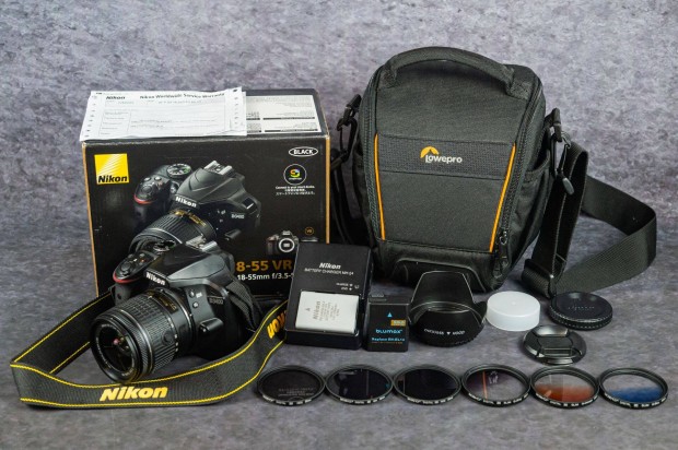 j llapot Nikon D3400 + Nikon AF-P DX 18-55mm VR objektv + Lowepro