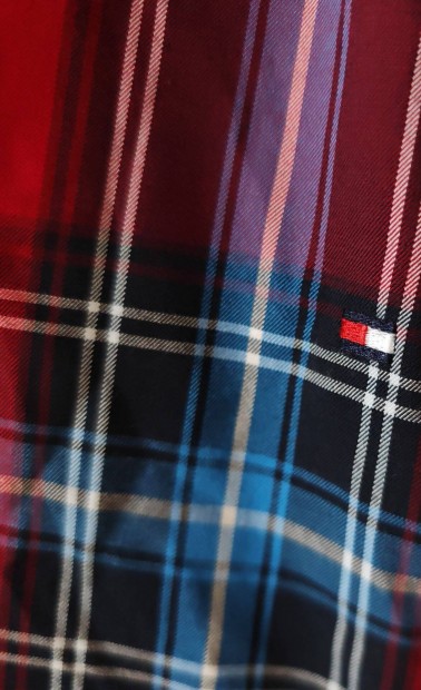 Uj állapotu Tommy Hilfiger férfi ing mell 53 cm