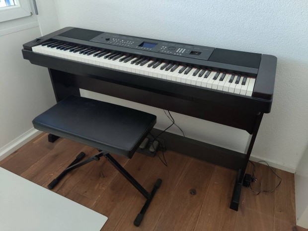 Új állapotú Yamaha Kalapácsmechanikás Digitális Zongora garanciával