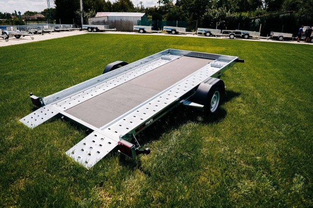 �j aut�sz�ll�t� ut�nfut� (350x180cm) 1.399.000 Ft helyett 1.269.000 Ft