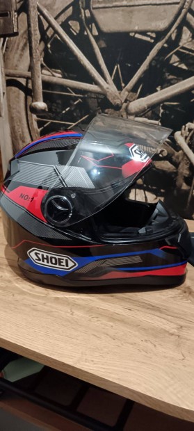 Új bukósisak XL-es Shoei