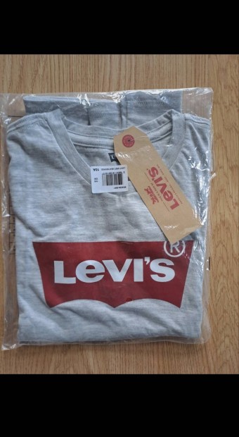 Új,cimkés 140-es Levi's lánypóló