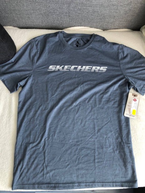 Új címkés Skechers férfi L-es póló