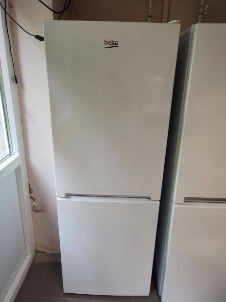 Új csomagolássérült Beko kombinált hűtőszekrény