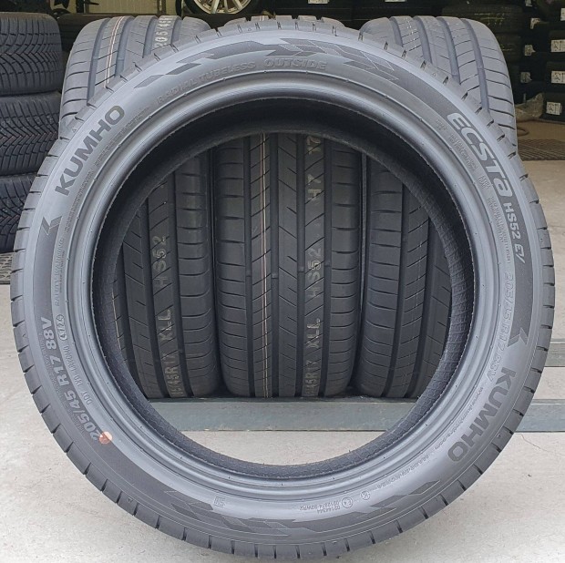 Új/demó Kumho Ecsta HS52 EV 205/45 R17 nyári gumi 4db 2024. /G368