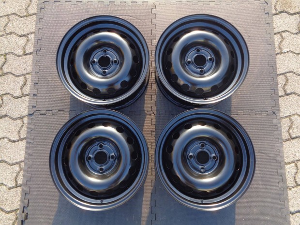 j/demo lemezfelni Opelra 15-s, 4100-as osztval elad