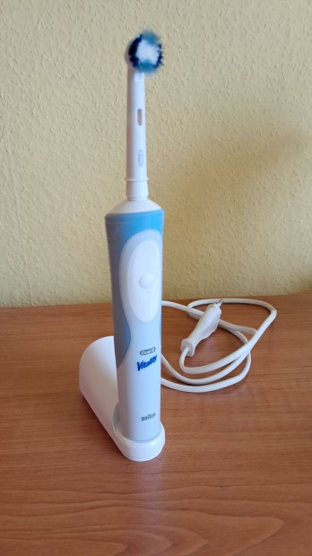 j elektromos fogkefe oral-b hasznlt fejjel