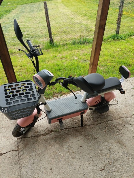Új elektromos kerékpár/robogó 48 V 10Ah-Li-on akkumulátor
