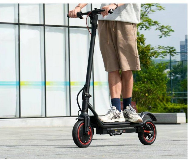 �j elektromos roller teleszk�ppal, ir�nyjelz�vel, padl� vi�g�t�ssal