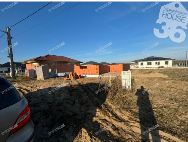 Új építésű ház eladó Ballószög új építésű részén, szuper áron!