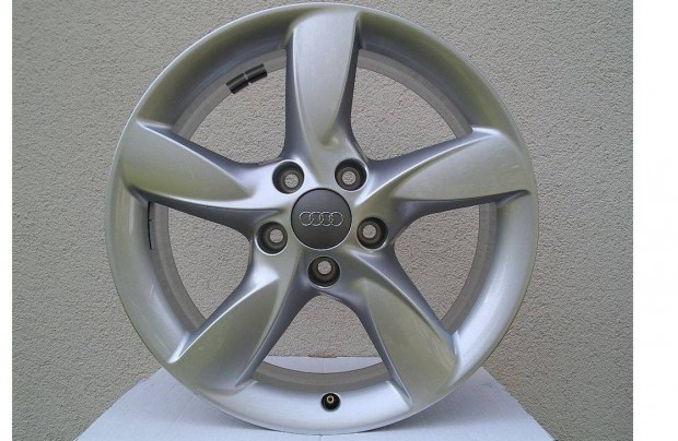 Új eredeti Audi A6 gyári alufelni 17 col 5X112 "Helica" országosan