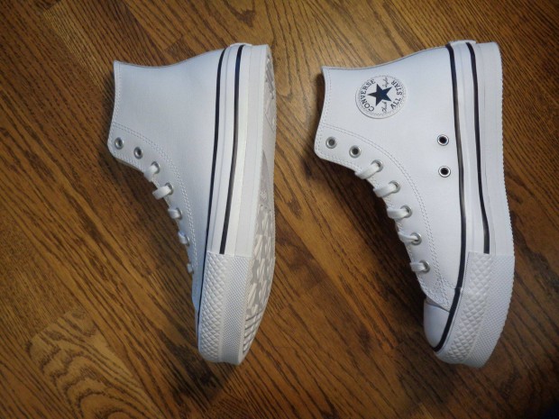 j eredeti Converse 37-es 37 ni prmium magas szr cip bakancs