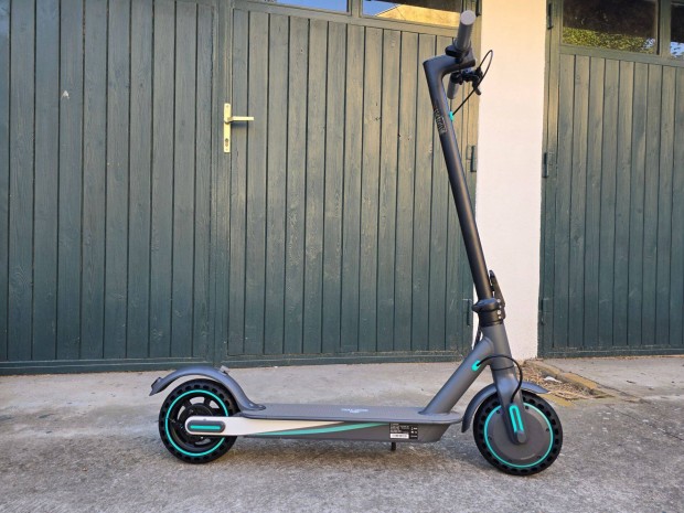 j s Bontatlan, Elektromos Roller 350W, 10.5Ah, 35Km, 40Km/h