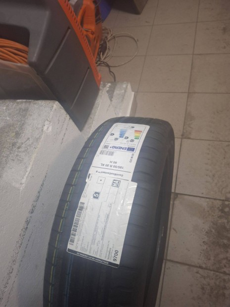 �j �s kicsit haszn�lt ny�ri gumik