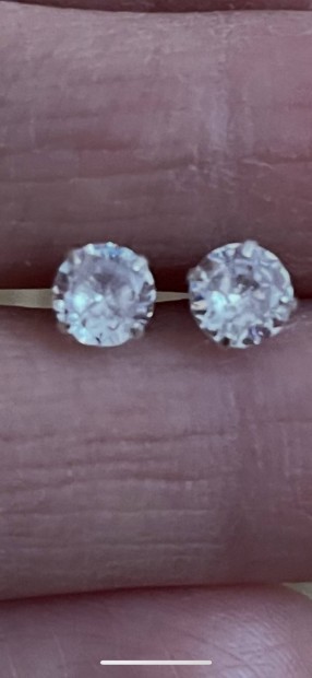 �j ezust cirkonia fulbevalo