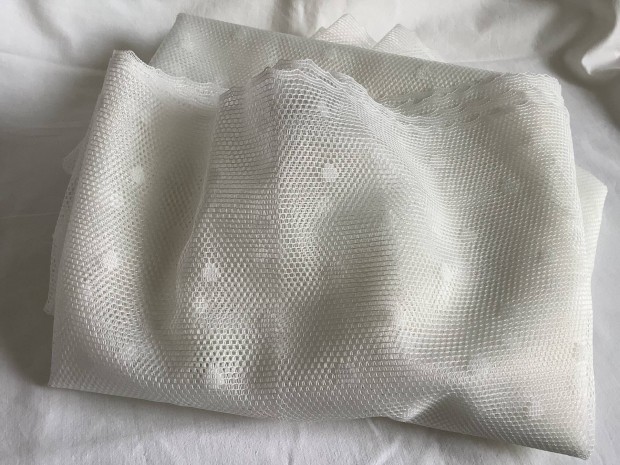 Új fehér mintás függöny 155 cm x 350 cm
