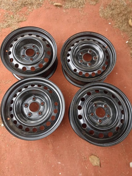 j gyri Hyundai Kia lemezfelni r15 5x114,3 6x15 et46