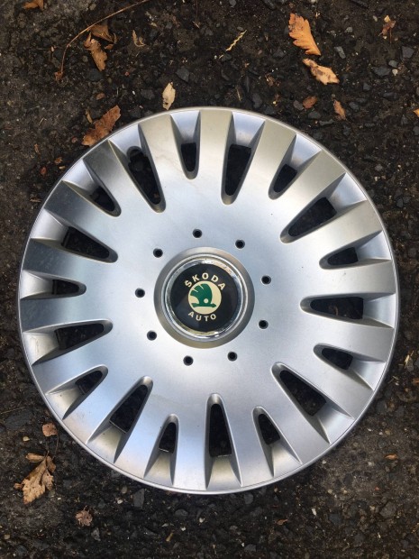 �j gy�ri Skoda 14- os d�szt�rcsa 1db elad�