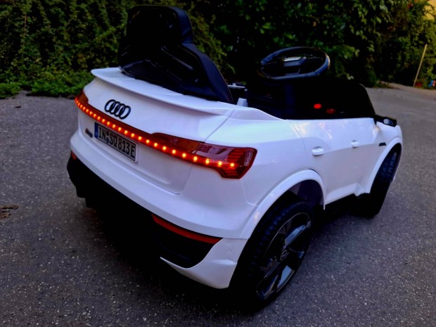 Uj gyerek elektromos Audi SQ8