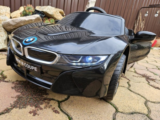 Uj gyerek elektromos BMW I8 