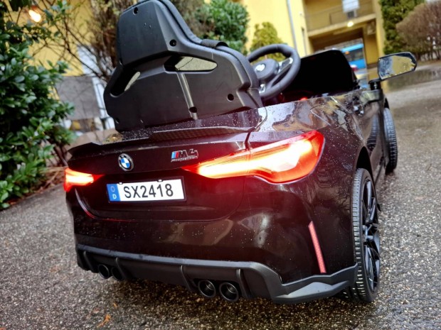 j gyerek elektromos BMW M4 