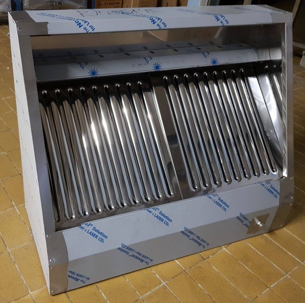 Új inox ipari 1600 x 700 x 450 mm-es elszivó elszivóernyő páraelszivó