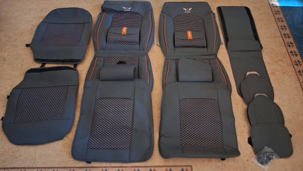 �j k�z�psz�rke (k�nnyen tiszt�ntarthat�) VW aut� �l�shuzat szett