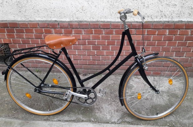 �j min�s�gi 28-as retr� kontraf�kes ker�kp�r