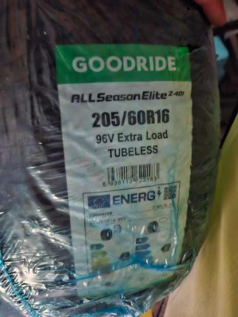 j ngyvszakos gumiabroncs (Goodride All Season Elite Z-401 205/60 R1
