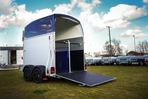 �j n�met B�ckmann Champion l�sz�ll�t� ut�nfut� most csak 4.190.000 Ft