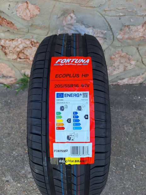 j nyri gumik 205/55 r16 91V