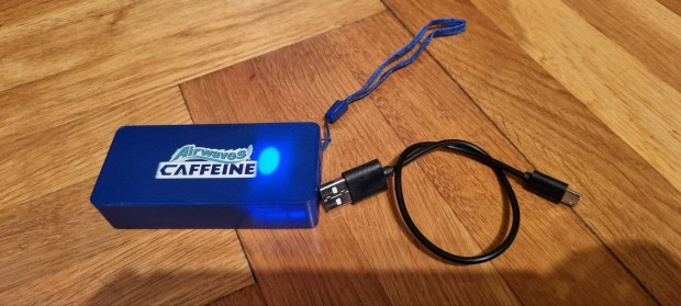 Új powerbank Airwaves logóval 4000 mAh